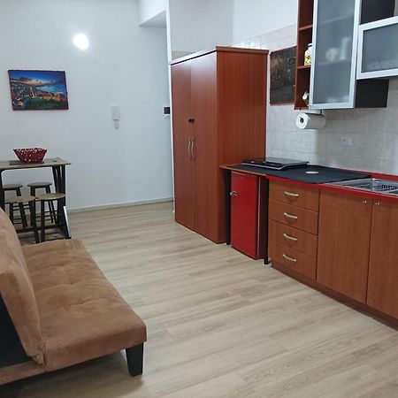 A Casa Di Ilaria Apartment Napoli Bagian luar foto